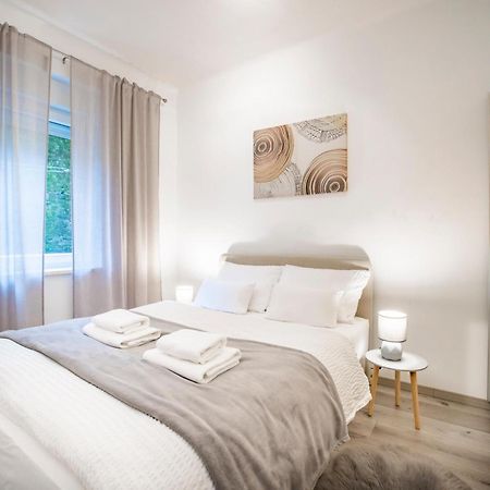 Studio Apartman Lena 리예카 외부 사진